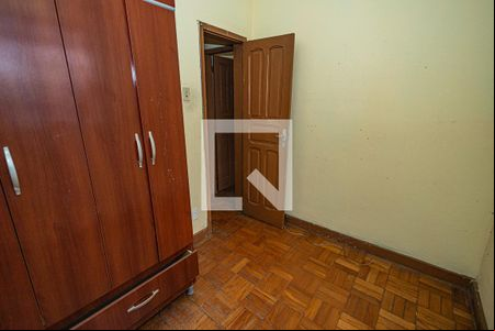 Quarto 2 de casa à venda com 5 quartos, 400m² em Cachoeirinha, Belo Horizonte