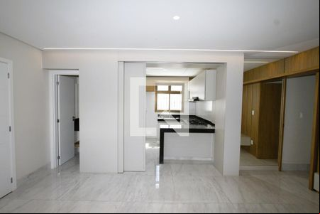 Sala de apartamento à venda com 4 quartos, 95m² em Calafate, Belo Horizonte