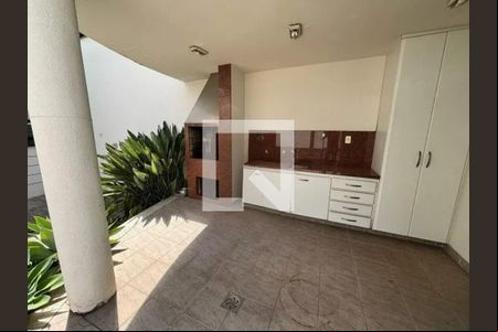 Casa de Condomínio para alugar com 4 quartos, 500m² em Prado, Belo Horizonte