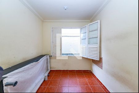 Quarto 1 de casa para alugar com 2 quartos, 75m² em João Pinheiro, Belo Horizonte
