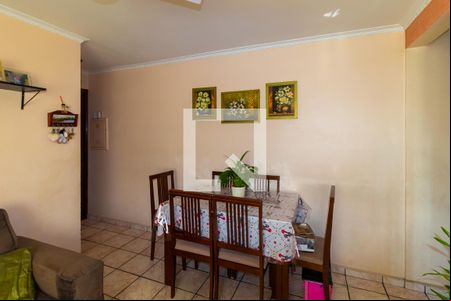 Sala de apartamento à venda com 3 quartos, 72m² em Sítio Pinheirinho, São Paulo