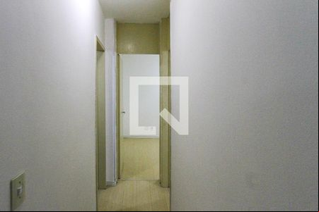 Corredor de apartamento à venda com 2 quartos, 70m² em Vila Alpina, São Paulo