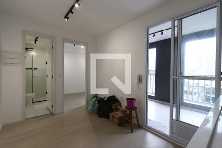 Sala/Cozinha de apartamento para alugar com 1 quarto, 31m² em Vila Santa Clara, São Paulo