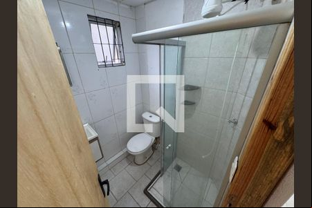Banheiro de apartamento à venda com 2 quartos, 48m² em Rio dos Sinos, São Leopoldo