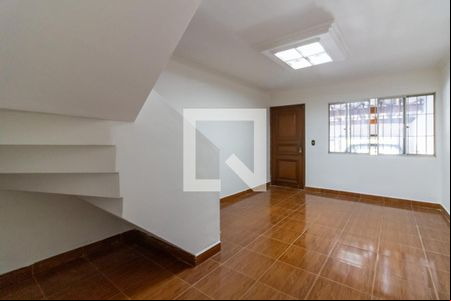 Sala de casa para alugar com 4 quartos, 101m² em Jardim Santa Mena, Guarulhos