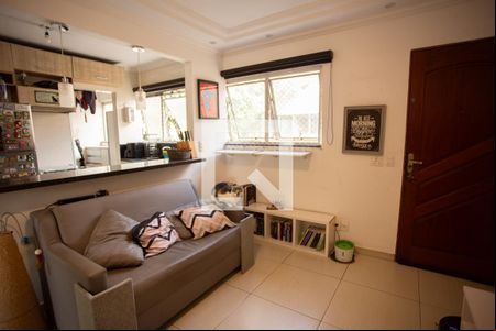 Sala de apartamento à venda com 2 quartos, 80m² em Jardim Santo Elias, São Paulo