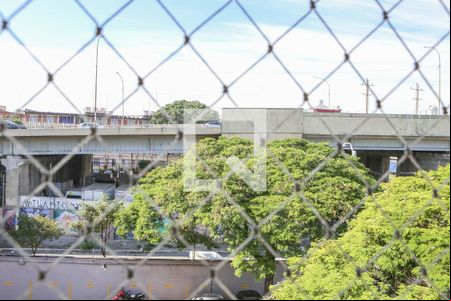 Vista da Sala de apartamento para alugar com 2 quartos, 47m² em Lapa de Baixo, São Paulo