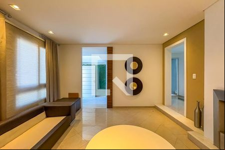 Sala de casa de condomínio para alugar com 3 quartos, 342m² em Centro, São Bernardo do Campo