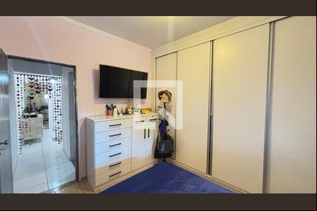 Quarto 1 de casa para alugar com 2 quartos, 230m² em Jardim Marek, Santo André