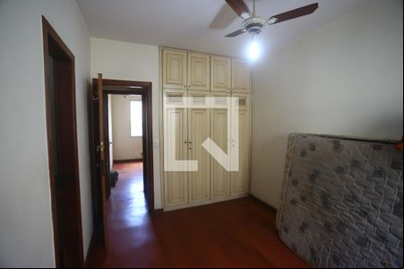 Suíte de apartamento para alugar com 4 quartos, 250m² em Coração Eucarístico, Belo Horizonte