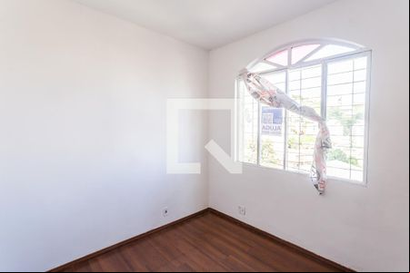 Quarto 1 de apartamento para alugar com 3 quartos, 67m² em São Lucas, Belo Horizonte