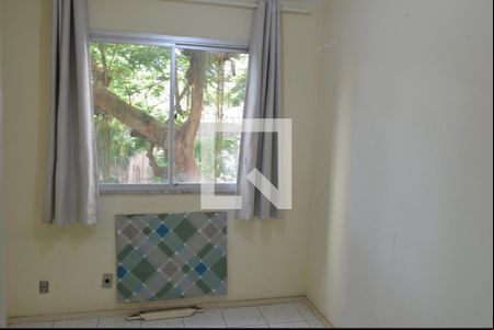Quarto 2 de apartamento para alugar com 2 quartos, 60m² em Freguesia (jacarepaguá), Rio de Janeiro