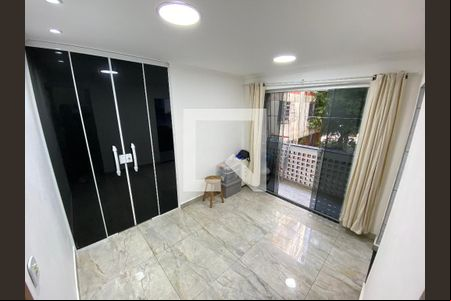 Sala de apartamento à venda com 2 quartos, 61m² em Del Castilho, Rio de Janeiro