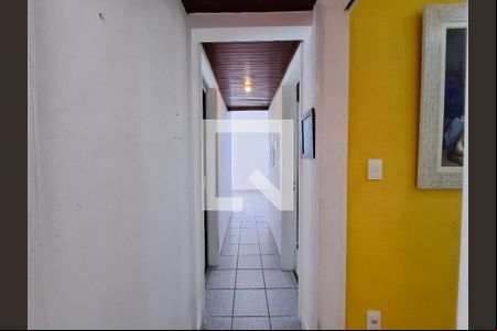 Corredor de apartamento à venda com 3 quartos, 80m² em Laranjeiras, Rio de Janeiro