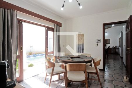 Sala de casa à venda com 4 quartos, 434m² em City América, São Paulo