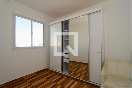 Quarto 1 de apartamento para alugar com 2 quartos, 43m² em Parque Arariba, São Paulo