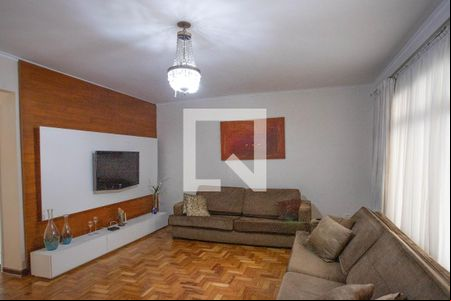 Sala  de casa para alugar com 3 quartos, 300m² em Taboão, Diadema