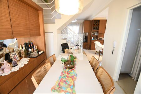 Sala de casa de condomínio à venda com 3 quartos, 100m² em Chácara Primavera, Campinas