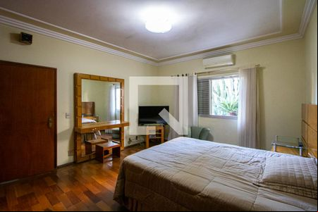 Quarto 1 de casa à venda com 5 quartos, 459m² em Vila Assunção, Santo André