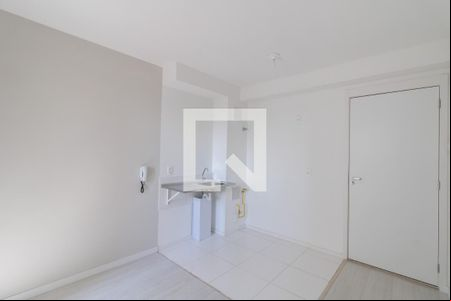 Sala de apartamento para alugar com 1 quarto, 28m² em Vila das Bandeiras, Guarulhos