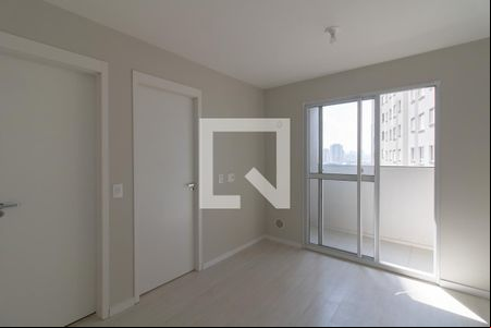 Sala de apartamento para alugar com 1 quarto, 28m² em Vila das Bandeiras, Guarulhos