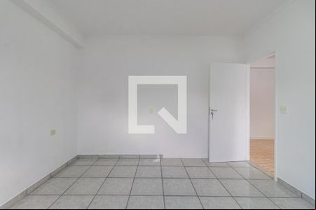 Quarto de casa para alugar com 1 quarto, 100m² em Jardim Tupa, Barueri