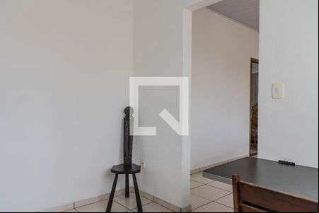 Escritório de casa para alugar com 3 quartos, 160m² em Carlos Prates, Belo Horizonte
