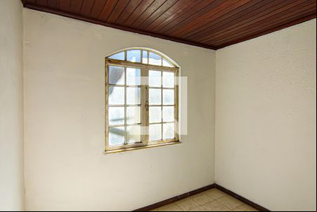 Quarto 1 de casa para alugar com 2 quartos, 105m² em Tanque, Rio de Janeiro