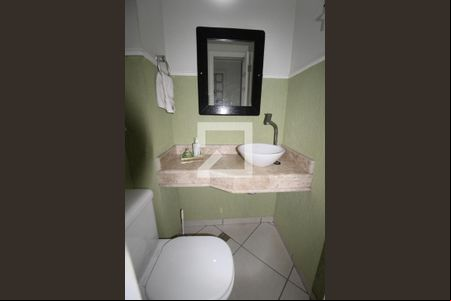 Lavabo de casa de condomínio para alugar com 2 quartos, 84m² em Parque Villa Flores, Sumaré