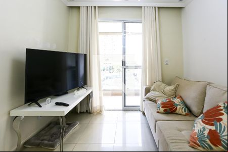 sala de apartamento à venda com 3 quartos, 73m² em Vila Sonia do Taboao, Taboão da Serra