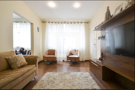 Sala de estar de apartamento para alugar com 3 quartos, 120m² em Serra, Belo Horizonte
