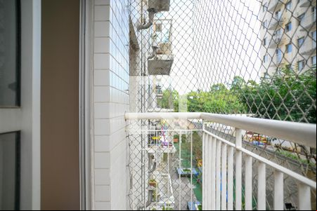 Varanda de apartamento à venda com 2 quartos, 48m² em Parque Bristol, São Paulo