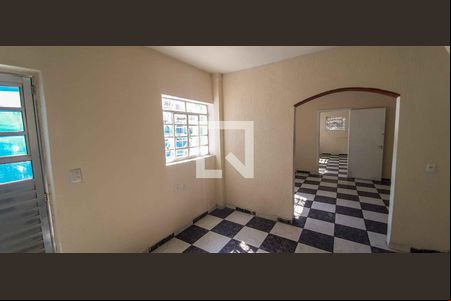 Sala de Estar de casa para alugar com 4 quartos, 400m² em Pestana, Osasco