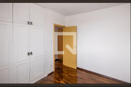 Quarto de apartamento para alugar com 2 quartos, 67m² em Colégio Batista, Belo Horizonte