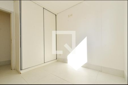 Quarto de apartamento para alugar com 2 quartos, 72m² em Funcionários, Belo Horizonte