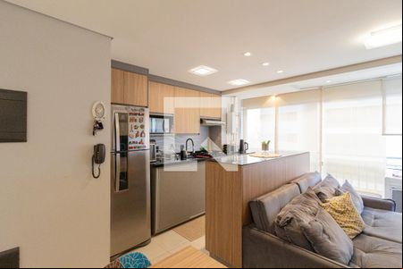 Sala e cozinha de apartamento à venda com 1 quarto, 32m² em Presidente Altino, Osasco