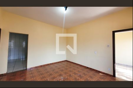 Sala de casa para alugar com 3 quartos, 208m² em Vila Fortuna, Campinas