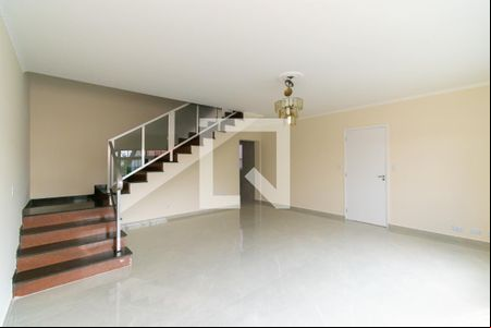 Sala de casa à venda com 3 quartos, 180m² em Parque Residencial Oratorio, São Paulo