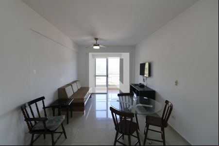 Sala de apartamento para alugar com 1 quarto, 50m² em Jardim Guaiuba, Guarujá