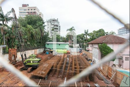 Vista da Sala de apartamento para alugar com 2 quartos, 72m² em Petrópolis, Porto Alegre
