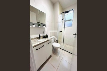 Banheiro Social de apartamento para alugar com 1 quarto, 45m² em Taquara, Rio de Janeiro