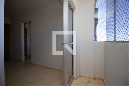 Sacada de apartamento para alugar com 3 quartos, 90m² em Qn 502, Brasília