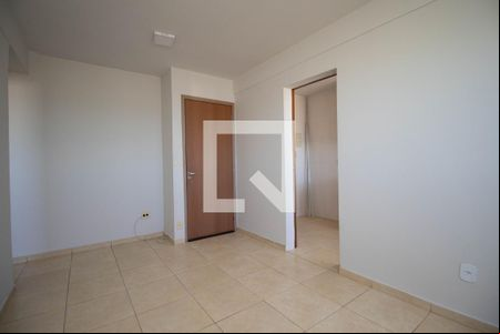 Sala de apartamento para alugar com 3 quartos, 90m² em Qn 502, Brasília