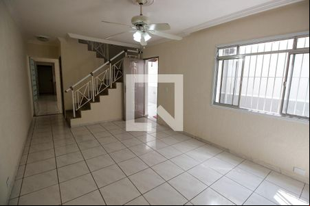 Sala de casa para alugar com 3 quartos, 166m² em Parque Monte Alegre, Taboão da Serra