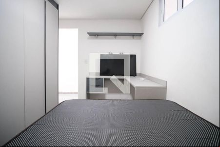 Quarto 1 de apartamento para alugar com 2 quartos, 50m² em Vila Carmosina, São Paulo
