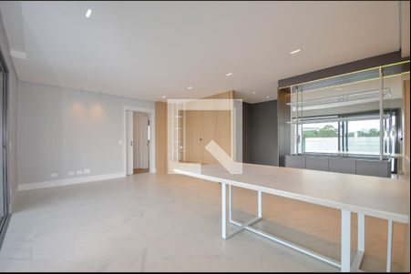 Sala de apartamento para alugar com 3 quartos, 135m² em Cabral, Curitiba