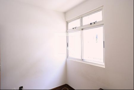 Quarto 2 de apartamento para alugar com 2 quartos, 48m² em Cidade Nova, Belo Horizonte