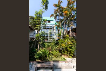 Fachada de casa de condomínio para alugar com 4 quartos, 560m² em Itanhangá, Rio de Janeiro