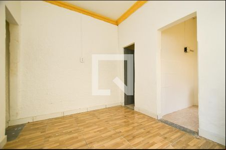 Quarto 1 de kitnet/studio para alugar com 2 quartos, 50m² em Cachoeirinha, Belo Horizonte