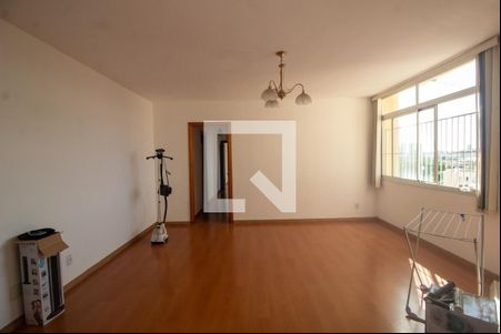 Sala de apartamento para alugar com 3 quartos, 80m² em Tristeza, Porto Alegre